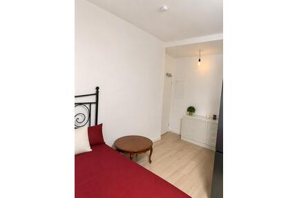 1Zimmer Wohnung neues schönes Bad, mit Küche, Abstellraum, Aufzug direkt in der City Friedberg! - Friedberg (Hessen)
