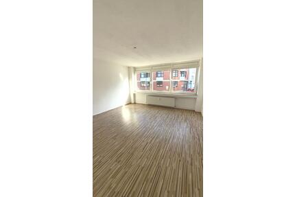 Helle 2-Zimmer-Wohnung mit Balkon in Wuppertal