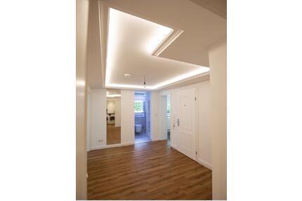 Teilmöbilierte 3 Zimmer Wohnung mit Terasse - Düsseldorf Stadtbezirk 5