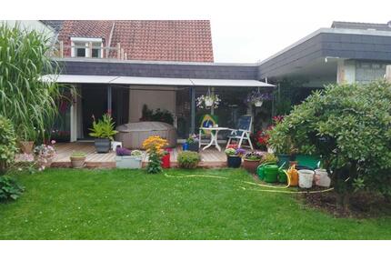 Großzügige 3 Zimmer Wohnung mit Kaminlounge Terrasse Gartennutzg - Hannover Ricklingen