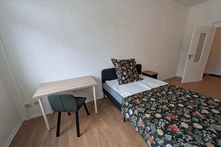 WG-Zimmer in Berlin 680,00 € 16 m²