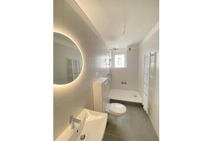 Helle, kernsanierte 2-Zimmer-Wohnung im beliebten Luisenviertel - Wuppertal Elberfeld