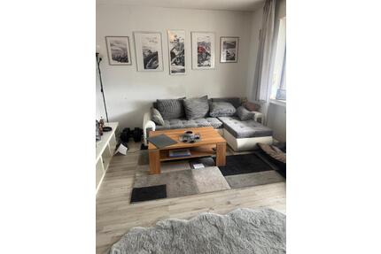 2 Zimmer voll möbliert mit Balkon in Wuppertal Hatzfeld!!!