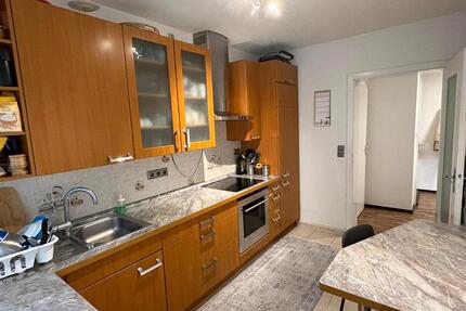 2 Zimmer Wohnung in Laatzen mit Balkon