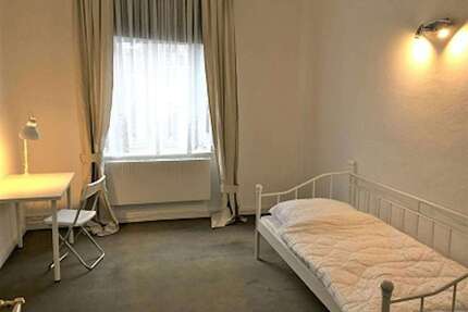 WG-Zimmer in Düsseldorf 590,00 € 15 m²