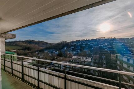 2 Zimmer Dachgeschosswohnung in GM-Bernberg - Gummersbach Hepel