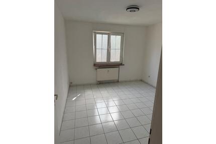 Ein Zimmer Wohnung in Hanau - 650,00&nbsp;EUR Kaltmiete, ca.&nbsp; 35,00&nbsp;m&sup2; in Offenbach am Main (PLZ: 63073) Bieber