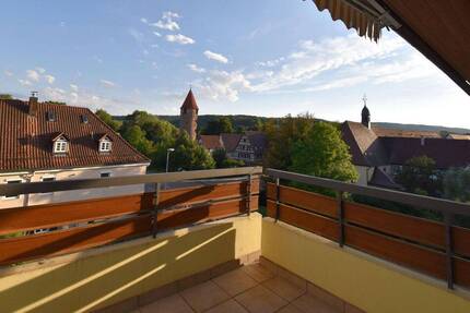 2 Zimmer Wohnung mit EBK und Balkon in Weil der Stadt