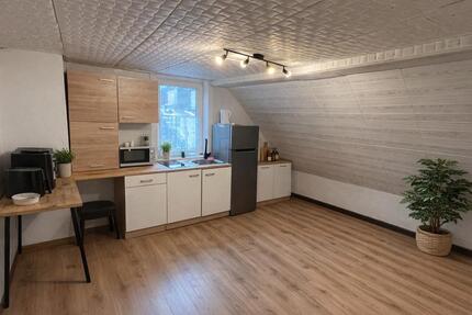 Wg zimmer möbliert - 180,00&nbsp;EUR Kaltmiete, ca.&nbsp; 64,00&nbsp;m&sup2; in Clausthal-Zellerfeld (PLZ: 38678)