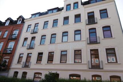 Traumwohnung im Altbau mit drei Zimmern - Kiel Gaarden-Ost