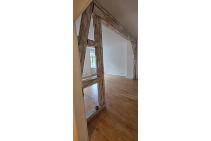 Großzügige 3 Zimmer Altbauwohnung mit Fachwerk Charme - Arnstadt