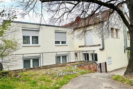 3 Zimmer - Wohnung in Stuttgart - Rot