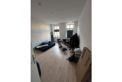 Schönes Zimmer im 3ier WG in Halle - Halle (Saale)