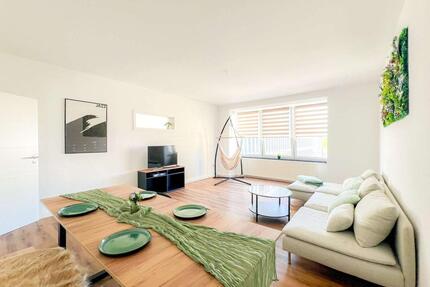 Möblierte 3-Zimmer-Wohnung in Kassel | Balkon | flexibel nutzbar | zentrale Lage