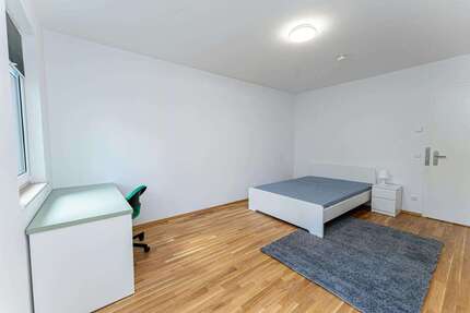 WG-Zimmer in Berlin 670,00 € 18 m²