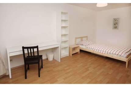 WG-Zimmer in Berlin 555,00 € 14 m²