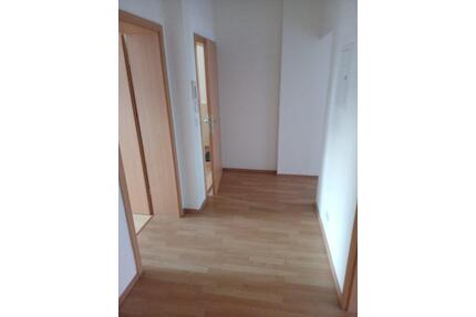 Helle 3-Raum-Mietwohnung mit Balkon in Brühler Vorstadt - Erfurt Andreasvorstadt