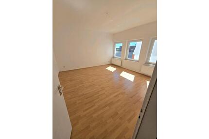Zwei Zimmer Wohnung - 890,00&nbsp;EUR Kaltmiete, ca.&nbsp; 73,00&nbsp;m&sup2; in Hildesheim (PLZ: 31134)