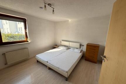 WG Zimmer in 71732 Tamm - 450,00&nbsp;EUR Kaltmiete, ca.&nbsp; 16,00&nbsp;m&sup2; in Tamm (PLZ: 71732)