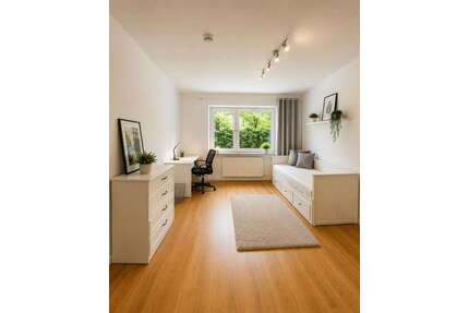 WG-Zimmer in Augsburg 595,00 € 25 m²