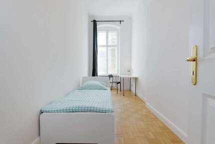 WG-Zimmer in Berlin 610,00 € 10 m²