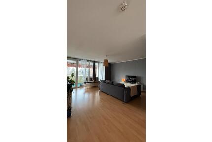 Helle 3-Zimmer-Wohnung (91 m²) mit Balkon, Aufzug & Keller - Hannover Buchholz-Kleefeld