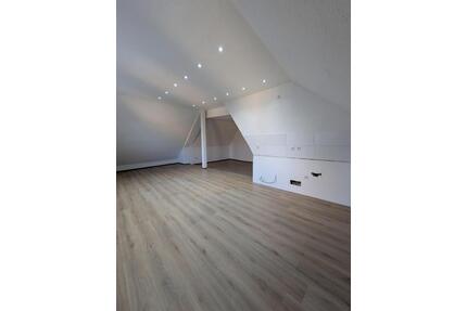 Ab 01.06.2026 - 2 Zimmer Wohnung mit Klimaanlage in Stetten a.H. Schwaigern