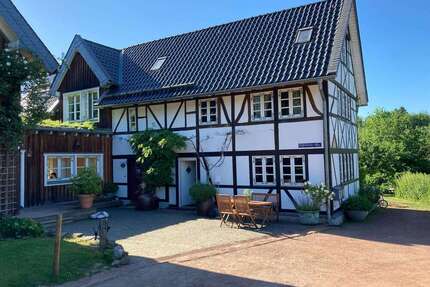 Wohnen auf Zeit in Solingen 1.800,00 €