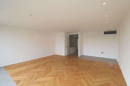 Wohnung zum Mieten in Augsburg 1.430,00 € 84.1 m²