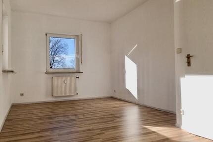 3-Zimmer Maisonette-Wohnung - 1.090,00&nbsp;EUR Kaltmiete, ca.&nbsp; 90,00&nbsp;m&sup2; in Heroldsberg (PLZ: 90562)