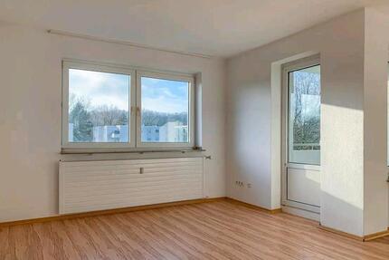 2,5 Zimmer Wohnung mit Balkon - 600,00&nbsp;EUR Kaltmiete, ca.&nbsp; 55,00&nbsp;m&sup2; in Essen (PLZ: 45309) Stadtbezirk VI
