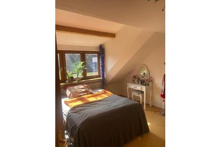 WG Zimmer in ruhiger Lage - 560,00&nbsp;EUR Kaltmiete, ca.&nbsp; 14,00&nbsp;m&sup2; in München (PLZ: 81929) Bogenhausen