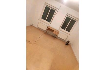 WG Zimmer anzubieten - 800,00&nbsp;EUR Kaltmiete, ca.&nbsp; 70,00&nbsp;m&sup2; in Berlin (PLZ: 10409) Pankow