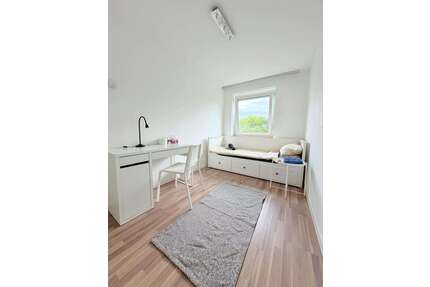 WG-Zimmer in München 650,00 € 8 m²