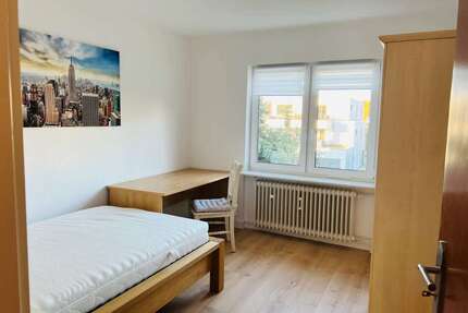 WG-Zimmer in Eschborn 710,00 € 12 m²