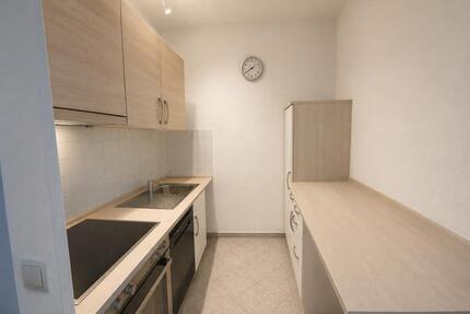 Kappel * 3 Zimmer mit Balkon * Einbauküche möglich *Frei ab 01.07.2026 - Chemnitz Kapellenberg