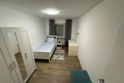 WG-Zimmer in Königsbrunn 575,00 € 12 m²