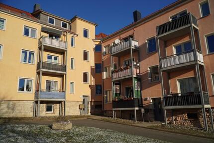 2 Zimmer mit Balkon! - 276,00&nbsp;EUR Kaltmiete, ca.&nbsp; 45,95&nbsp;m&sup2; in Schöningen (PLZ: 38364)