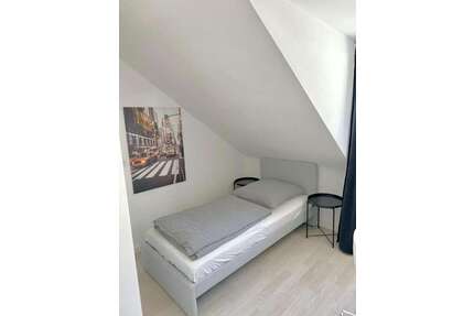 WG-Zimmer in Düsseldorf 899,00 € 15 m²