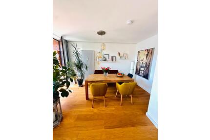 Helle 3 Zimmer Wohnung - 1.150,00&nbsp;EUR Kaltmiete, ca.&nbsp; 90,00&nbsp;m&sup2; in Duisburg (PLZ: 47198) Essenberg