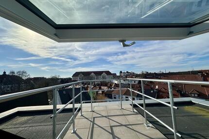 Walle Erstbezug: exklusive 2 Zimmer Whg. - toller Blick über die Dächer Bremens, EBK, Balkon uvm.