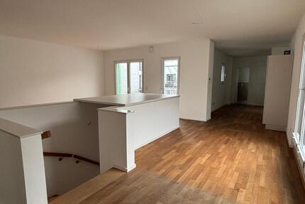 Moderne 3-Zimmer-Wohnung - 1.925,00&nbsp;EUR Kaltmiete, ca.&nbsp; 102,94&nbsp;m&sup2; in Düsseldorf (PLZ: 40215) Stadtbezirk 3