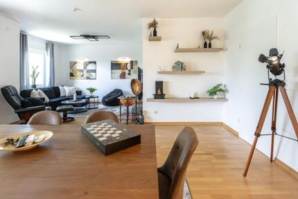 Ab 15.4.: Ruhige, vollmöblierte Luxus-Wohnung a.i. mit Balk & Gar - Bonn Tannenbusch