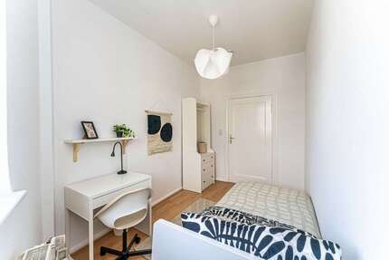 WG-Zimmer in Berlin 620,00 € 10 m²