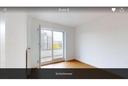 WG ZImmer mit großem Wohnzimmer und Balkon - Köln Ehrenfeld