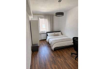 WG-Zimmer in Düsseldorf 530,00 € 20 m²