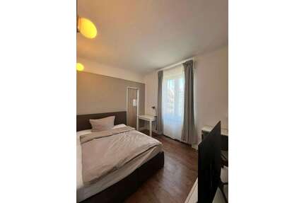 WG-Zimmer in Frankfurt am Main 565,00 € 14 m²
