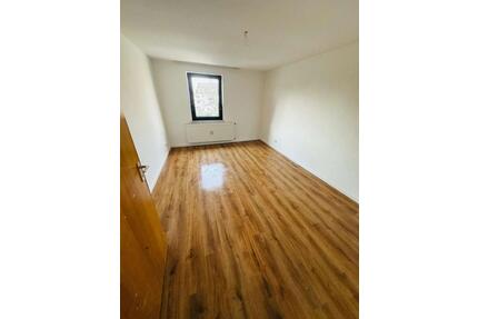 Geräumige 3 Zimmer Wohnung - 390,00&nbsp;EUR Kaltmiete, ca.&nbsp; 60,00&nbsp;m&sup2; in Oberhausen (PLZ: 46049) Alstaden