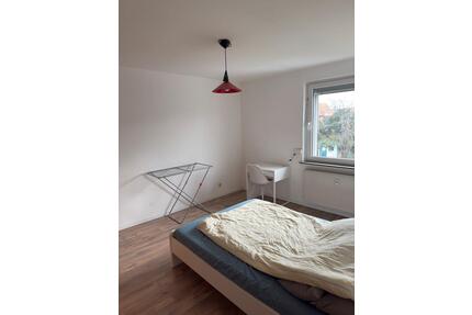 WG Zimmer zu vermieten - 260,00&nbsp;EUR Kaltmiete, ca.&nbsp; 15,00&nbsp;m&sup2; in Kassel (PLZ: 34134) Niederzwehren