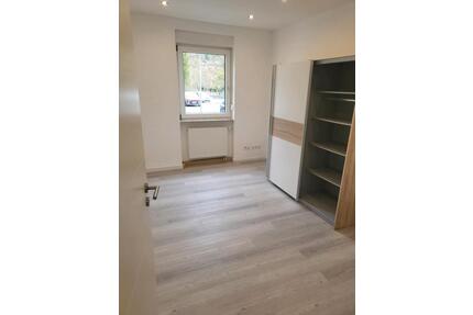 3 Zimmer Wohnung - 800,00&nbsp;EUR Kaltmiete, ca.&nbsp; 60,00&nbsp;m&sup2; in Pforzheim (PLZ: 75173) Dillweißenstein